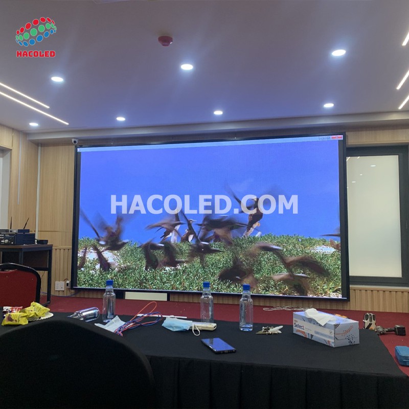 Màn hình LED P1.2 trong nhà 1